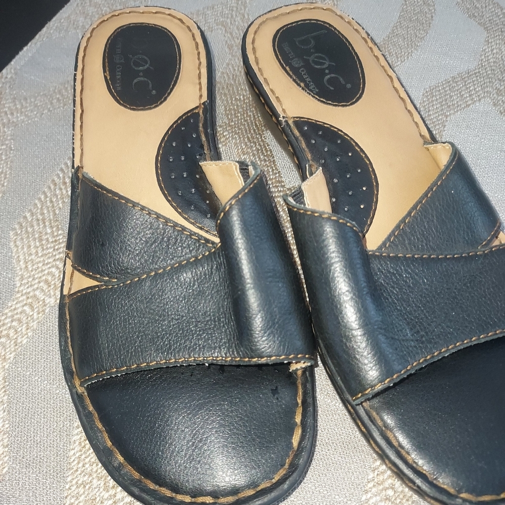 b.o.c. Women's Black Leather Mules leather size 8